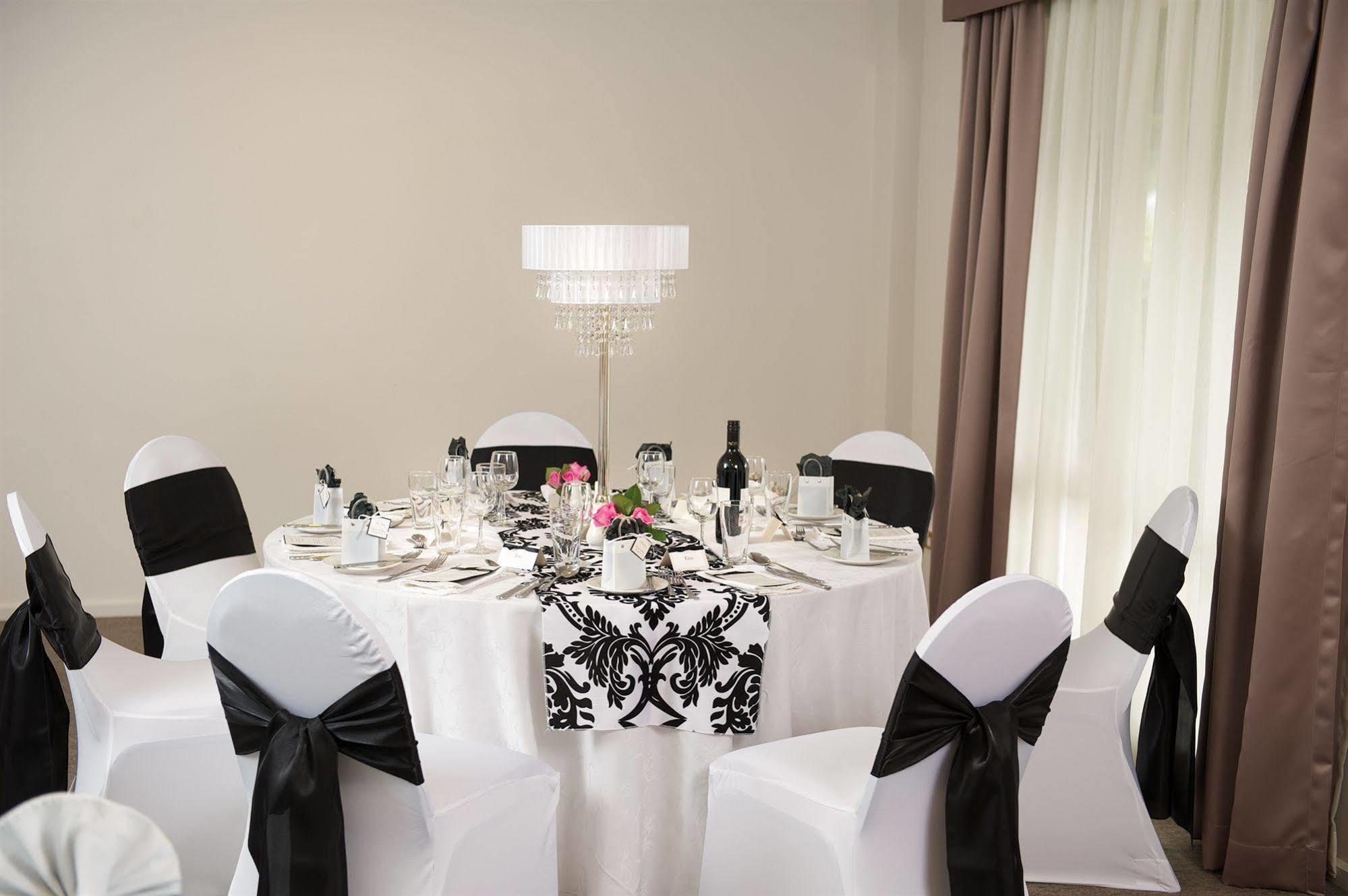 Motel Ibis Styles Adelaide Manor Esterno foto